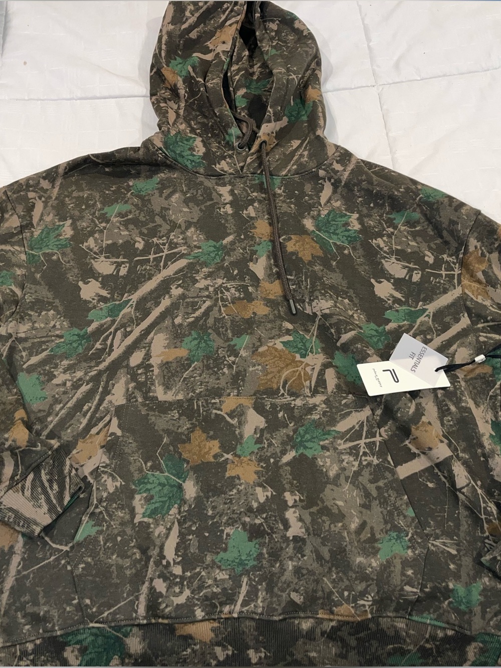 NWT Camouflage Hoodie - XL